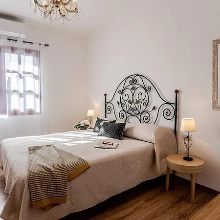 Centro アパート サン・テオドーロ