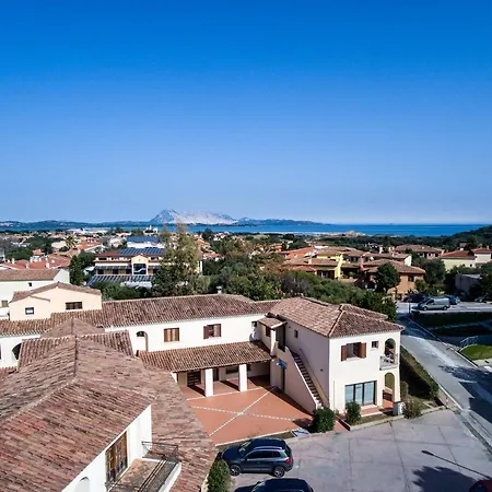 San Teodoro Centro Apartment *